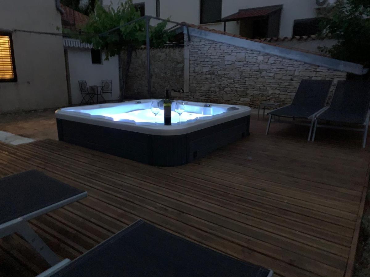 Studios Barre With Jacuzzi Rovinj Kültér fotó